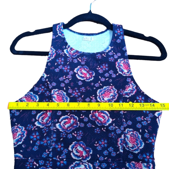 Hollister Purple Floral Print Quilted Sleeveless Crop Tank Top‎ Size Small - Picture 7 of 9